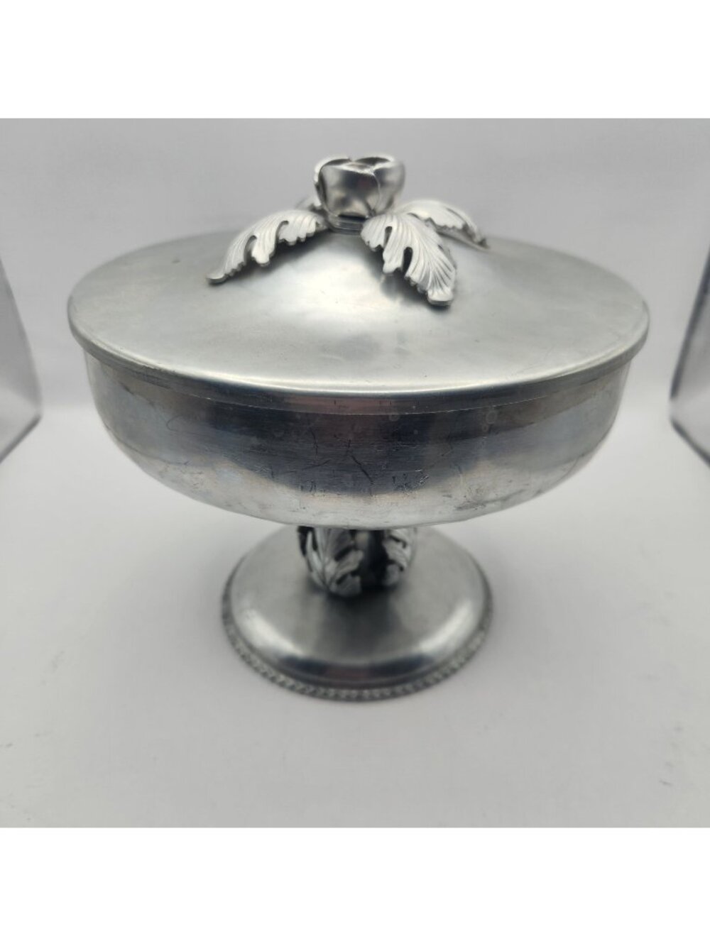 Vintage Continental Hand Wrought Silverlook 606 Aluminum Footed Candy Dish 7x6"